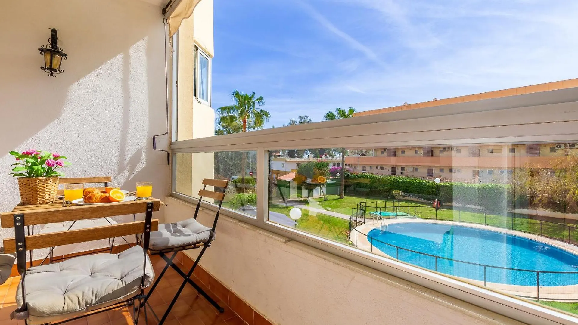 Apartamento Vistamarina B208 by IVI Real Estate Torremolinos