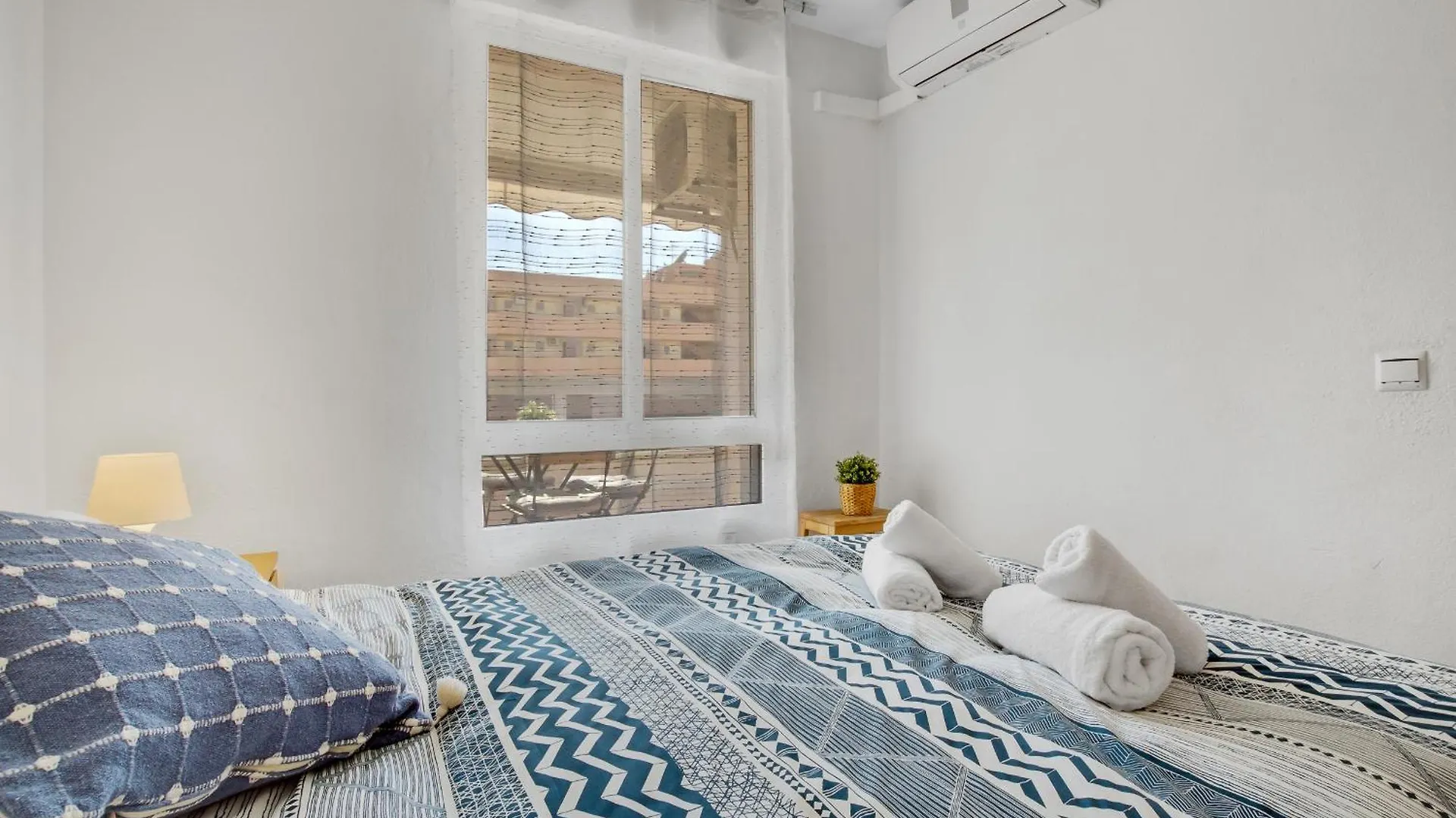 Apartamento Vistamarina B208 by IVI Real Estate Torremolinos España