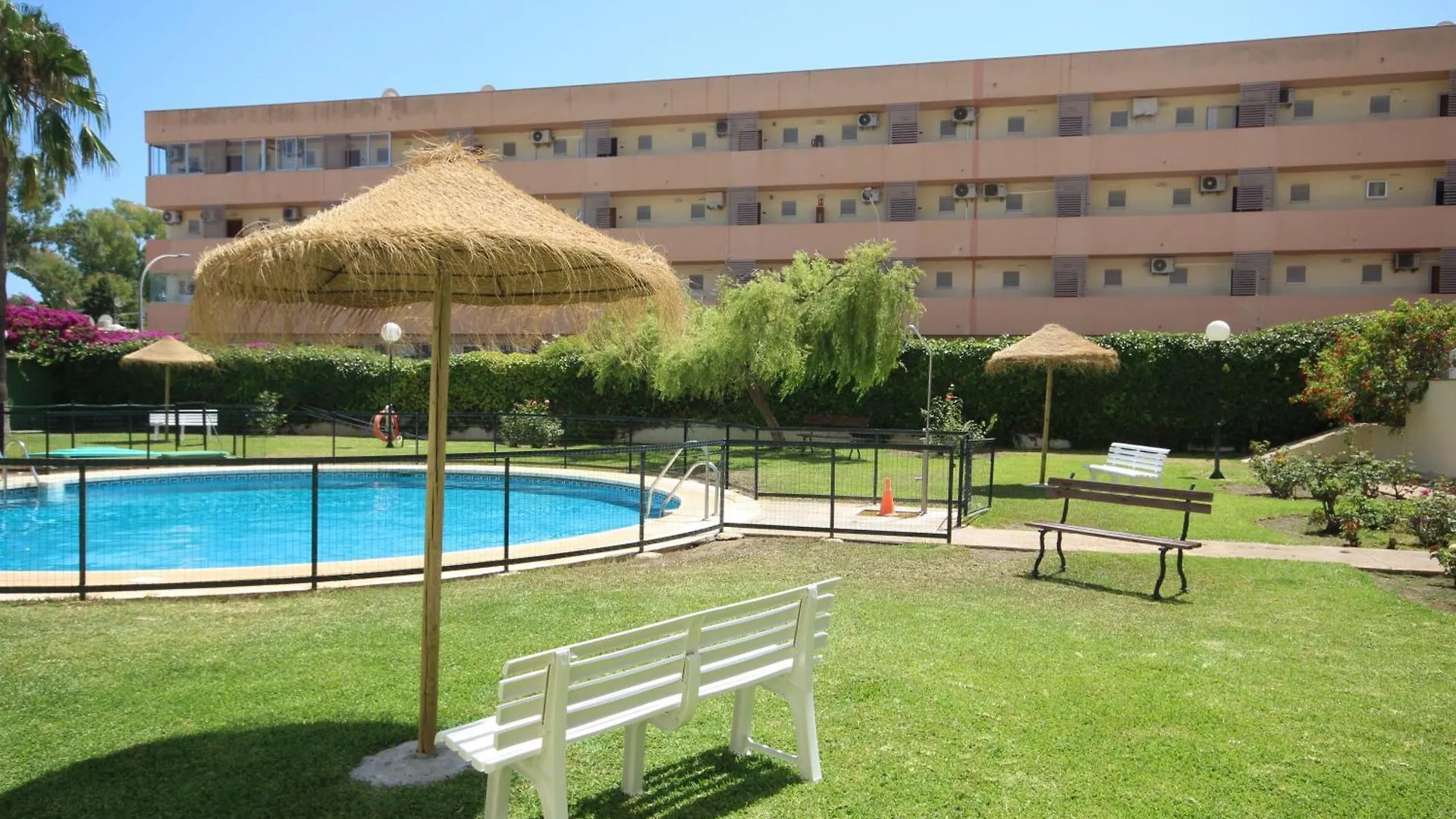 Apartamento Vistamarina B208 by IVI Real Estate Torremolinos